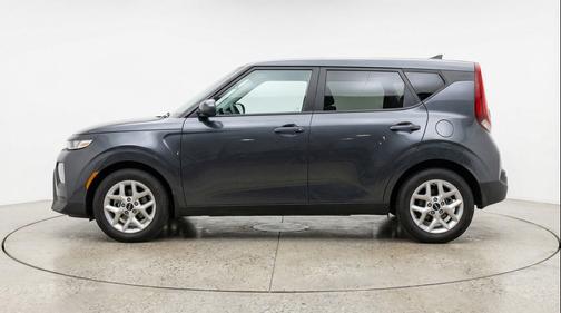 Gravity Gray 2025 Kia Soul LX