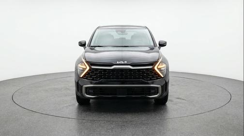 Ebony Black 2026 Kia Sportage LX