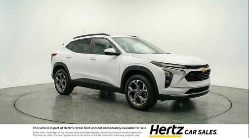 Summit White 2025 Chevrolet Trax LT