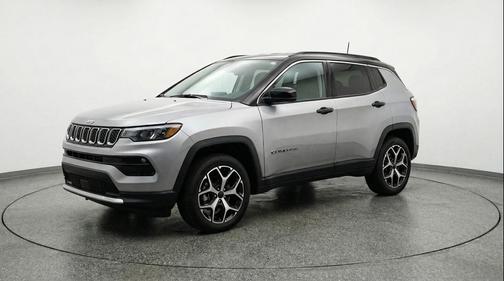 Silver Zynith Metallic Clearcoat 2025 Jeep Compass Limited