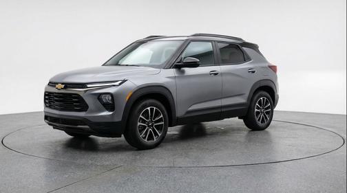 Sterling Gray Metallic 2025 Chevrolet Trailblazer LT