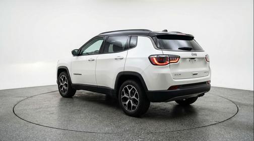 Bright White Clearcoat 2025 Jeep Compass Limited