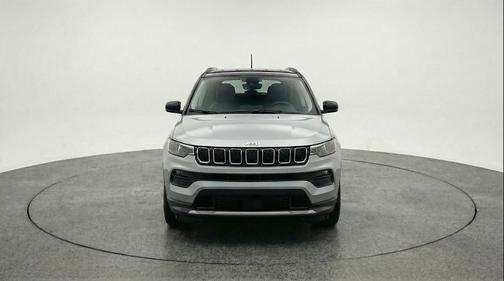 Silver Zynith Metallic Clearcoat 2025 Jeep Compass Limited