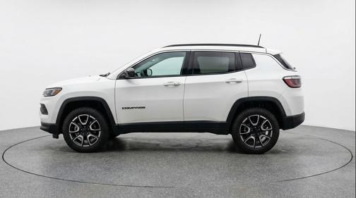 Bright White Clearcoat 2025 Jeep Compass Trailhawk