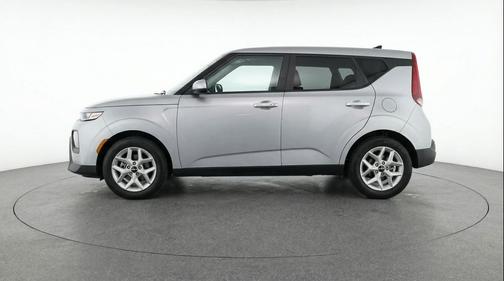Steel Gray 2025 Kia Soul LX