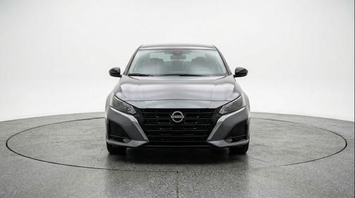 Gun Metallic 2025 Nissan Altima SV FWD