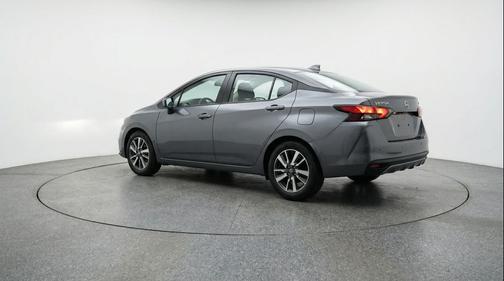 Gun Metallic 2025 Nissan Versa 1.6 SV