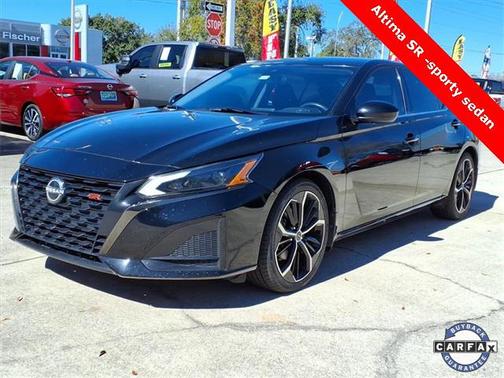 2023 Nissan Altima SR FWD