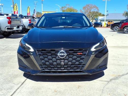 2023 Nissan Altima SR FWD