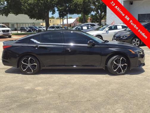 2023 Nissan Altima SR FWD