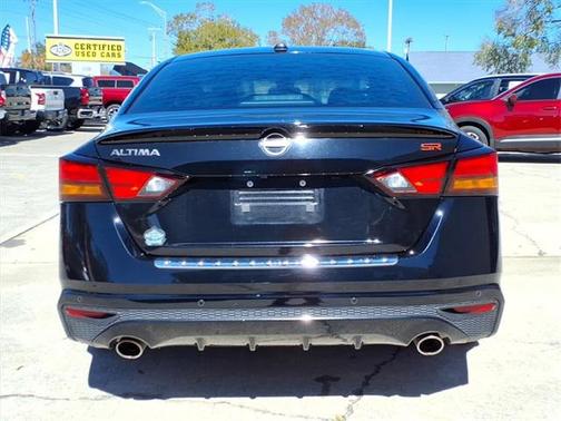 2023 Nissan Altima SR FWD