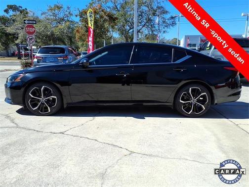 2023 Nissan Altima SR FWD