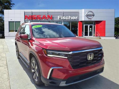 2023 Honda Pilot Touring 8-Passenger