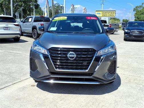 2025 Nissan Kicks S