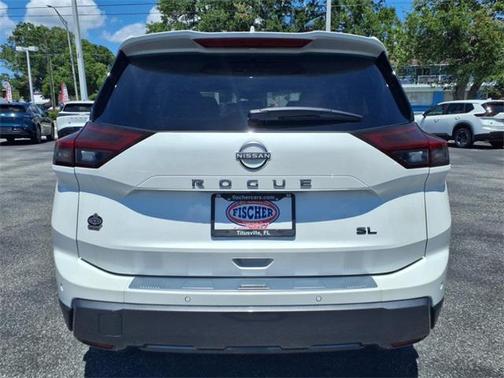 2025 Nissan Rogue SL