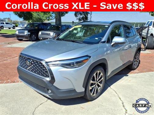 2024 Toyota Corolla Cross XLE