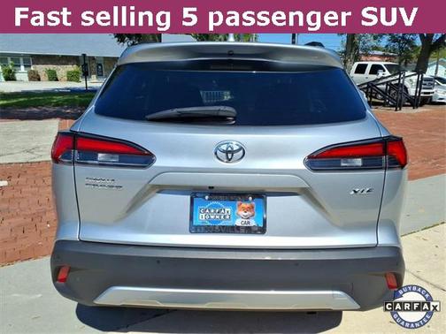 2024 Toyota Corolla Cross XLE