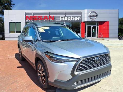 2024 Toyota Corolla Cross XLE