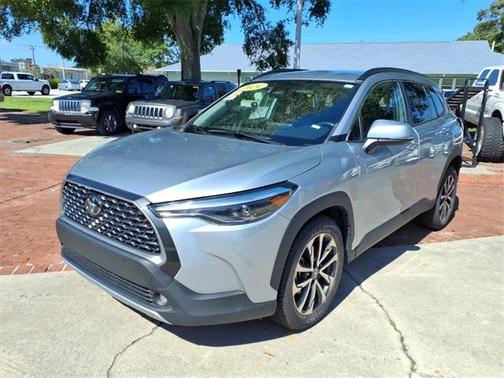 2024 Toyota Corolla Cross XLE