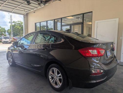 Tungsten Metallic 2016 Chevrolet Cruze LT Auto