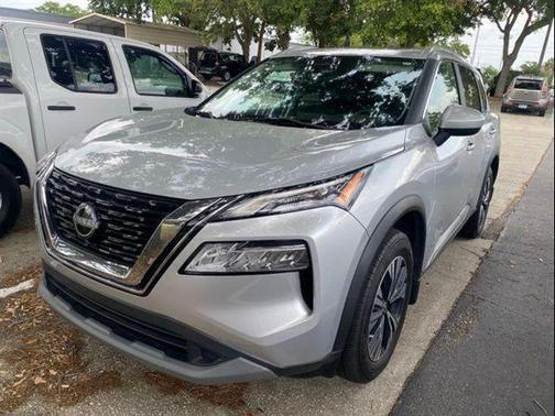 Brilliant Silver Metallic 2023 Nissan Rogue SV