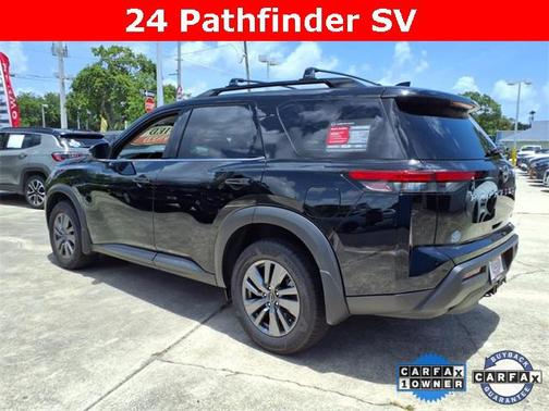 2024 Nissan Pathfinder SV FWD