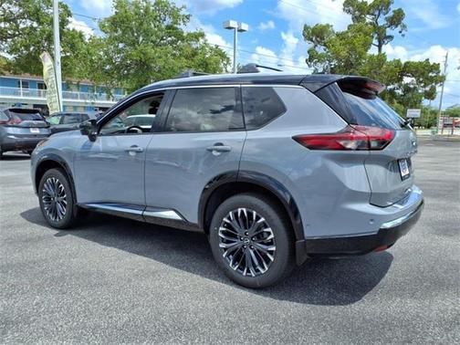 2025 Nissan Rogue Platinum