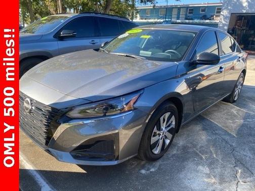 2025 Nissan Altima S FWD