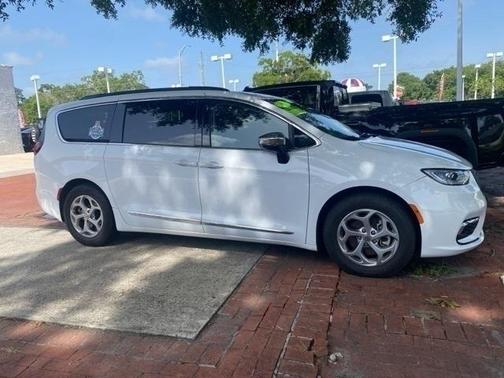 2023 Chrysler Pacifica Limited