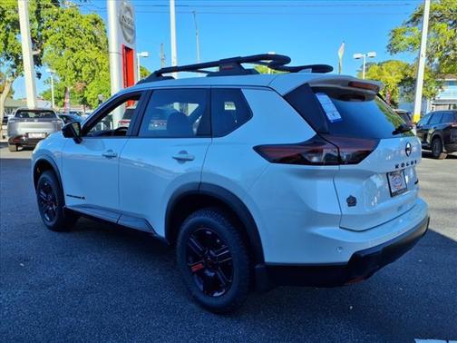 2025 Nissan Rogue Rock Creek