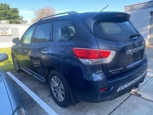 2015 Nissan Pathfinder S
