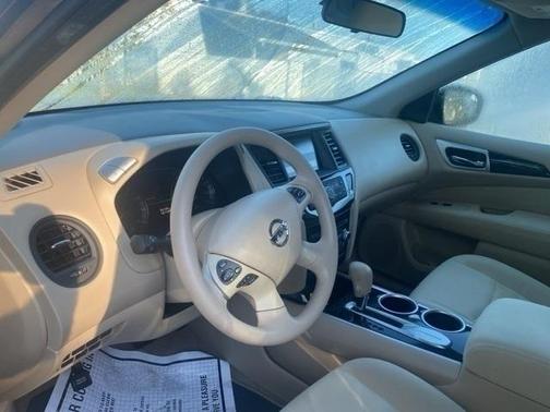 2015 Nissan Pathfinder S