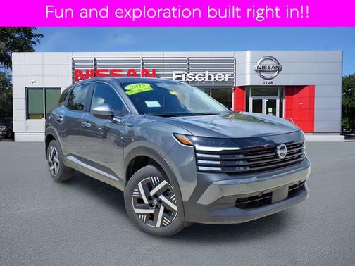 Gun Metallic 2025 Nissan Kicks SV