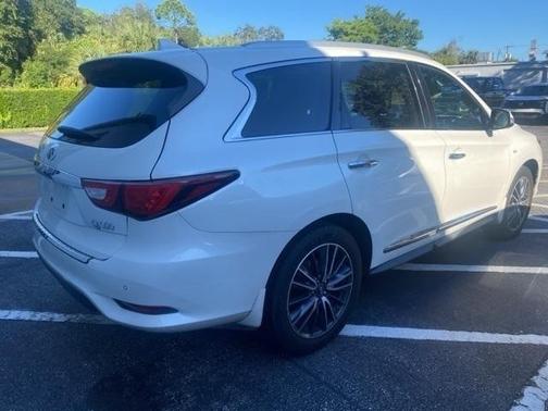 2017 INFINITI QX60 Base