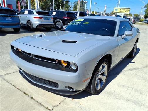 2021 Dodge Challenger SXT