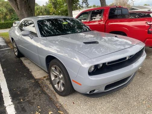 2021 Dodge Challenger SXT