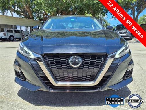 2022 Nissan Altima SR FWD