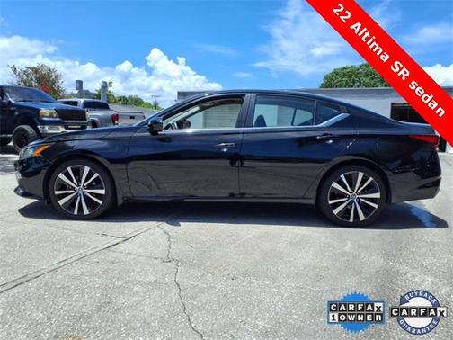 2022 Nissan Altima SR FWD