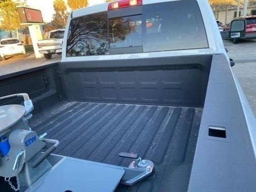 2024 RAM 3500 Tradesman Crew Cab 4x4 8' Box