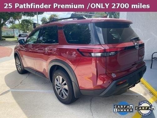 2025 Nissan Pathfinder SV FWD
