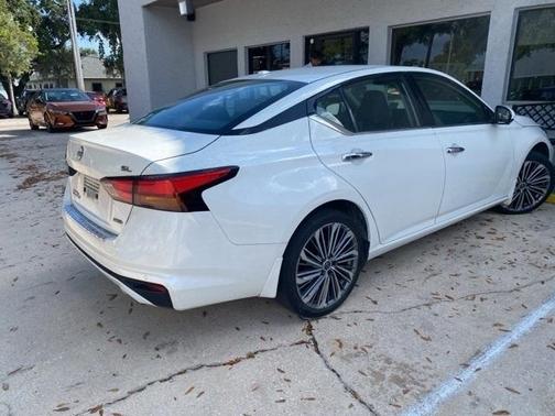 2023 Nissan Altima 2.5 SL