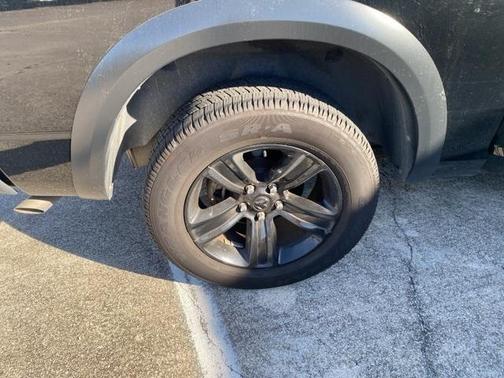 2024 RAM 1500 Classic Warlock Crew Cab 4x2 5'7' Box