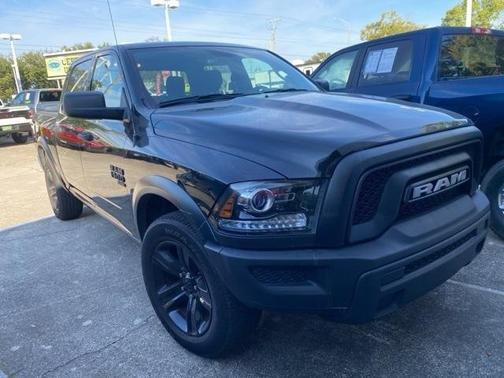 2024 RAM 1500 Classic Warlock Crew Cab 4x2 5'7' Box