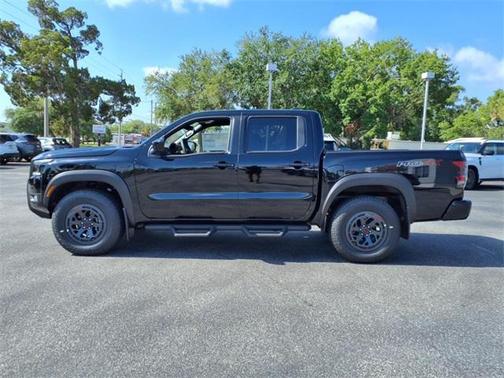 2025 Nissan Frontier PRO-4X