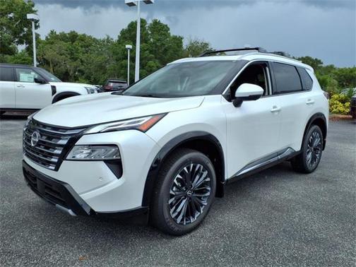2025 Nissan Rogue Platinum