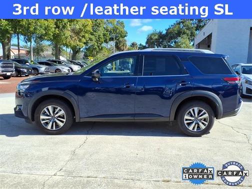 2025 Nissan Pathfinder SL FWD