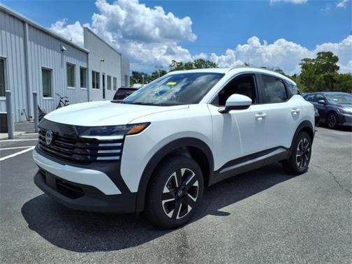 2025 Nissan Kicks SV