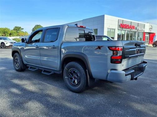 2025 Nissan Frontier PRO-X