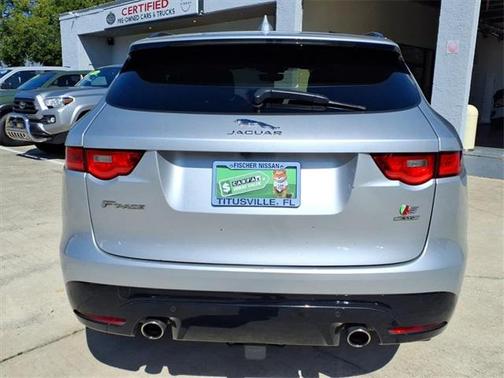 2019 Jaguar F-PACE S