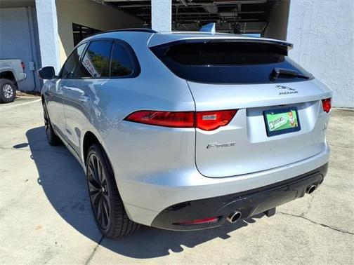 2019 Jaguar F-PACE S